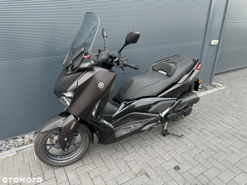 Yamaha X-max