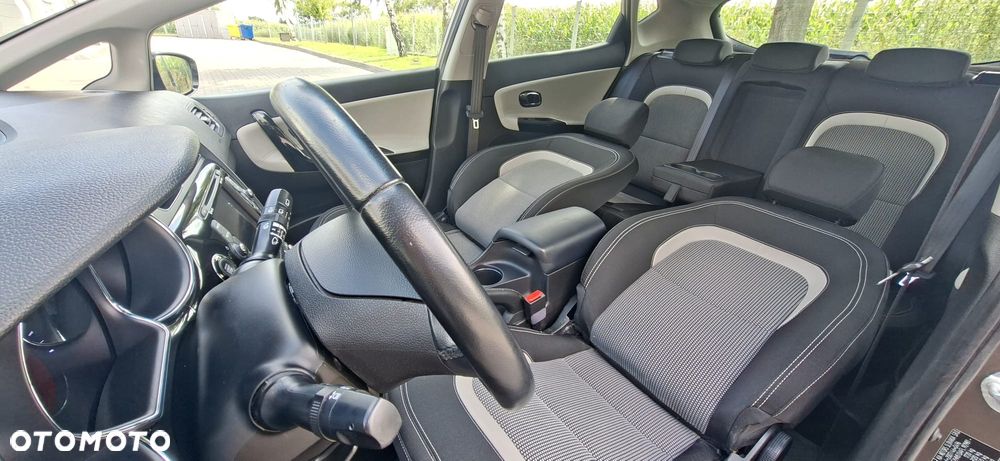 Kia Ceed 1.6 GDI L - 21
