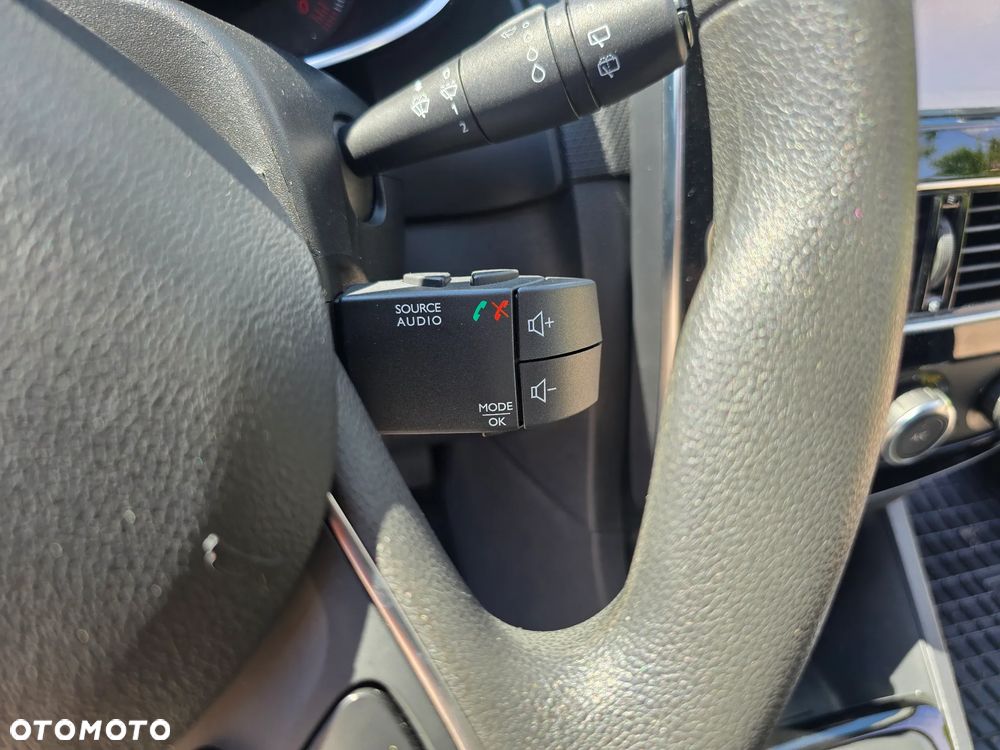 Renault Clio - 28