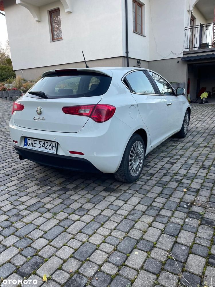 Alfa Romeo Giulietta - 4