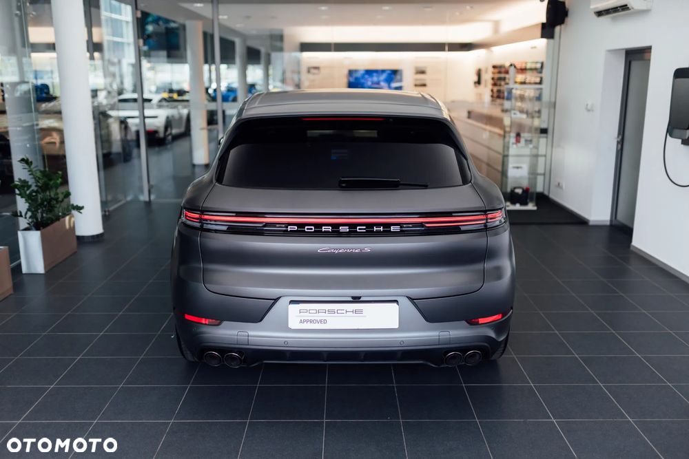 Porsche Cayenne S E-Hybrid PHEV - 15