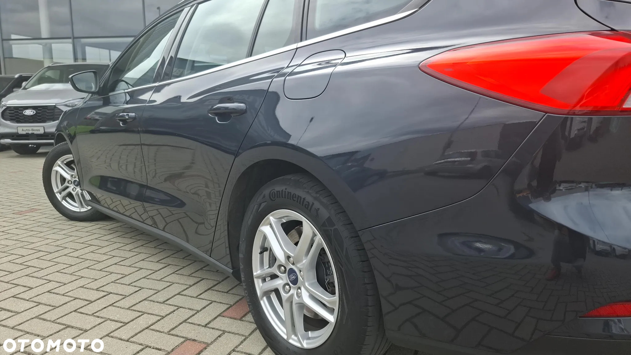Ford Focus 1.0 EcoBoost Trend Edition - 11