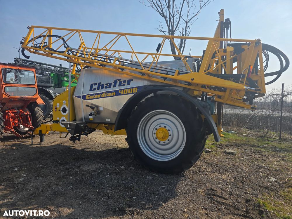 Challenger Chafer guardian 4000 - 9