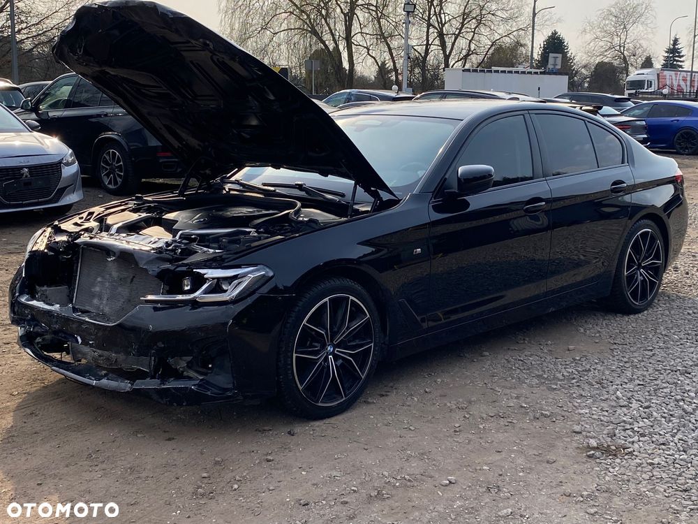 BMW Seria 5 530i Luxury Line sport - 10