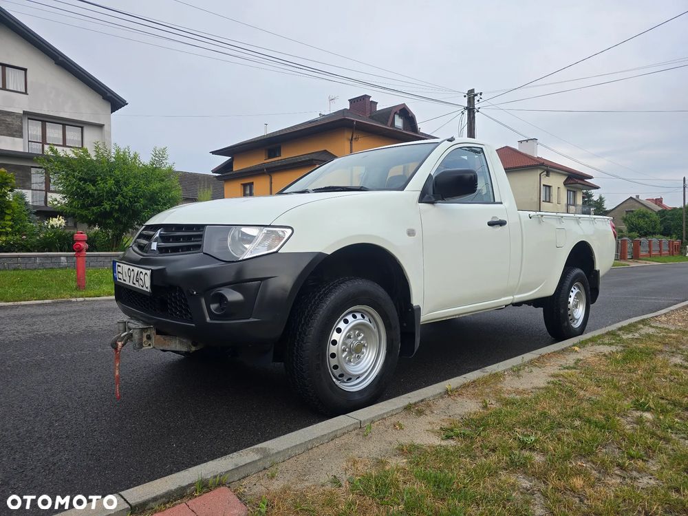 Mitsubishi L200 2.5 DID SC Inform 3os - 19