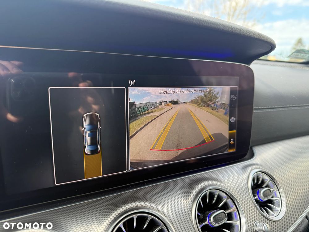 Mercedes-Benz Klasa E 220 d 4-Matic 9G-TRONIC - 23