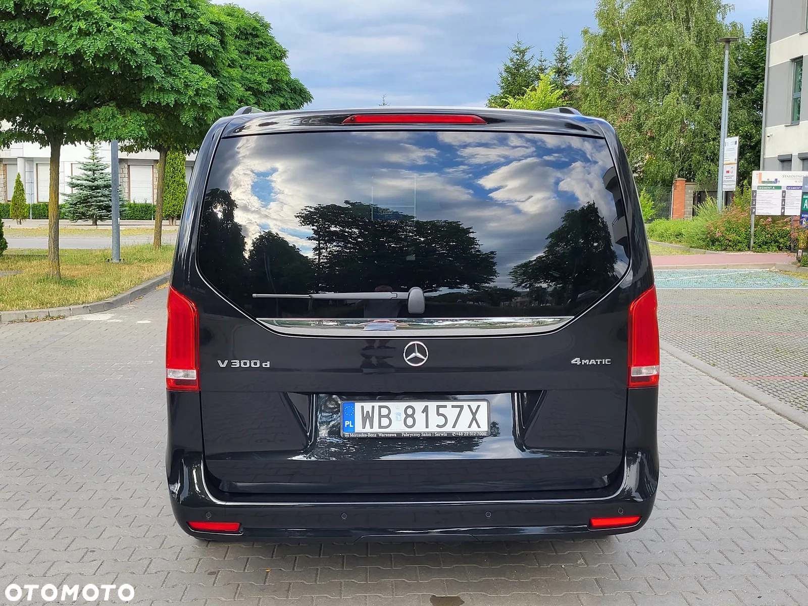 Mercedes-Benz Klasa V 300 d 4-Matic Exclusive 9G-Tronic (d³ugi) - 7