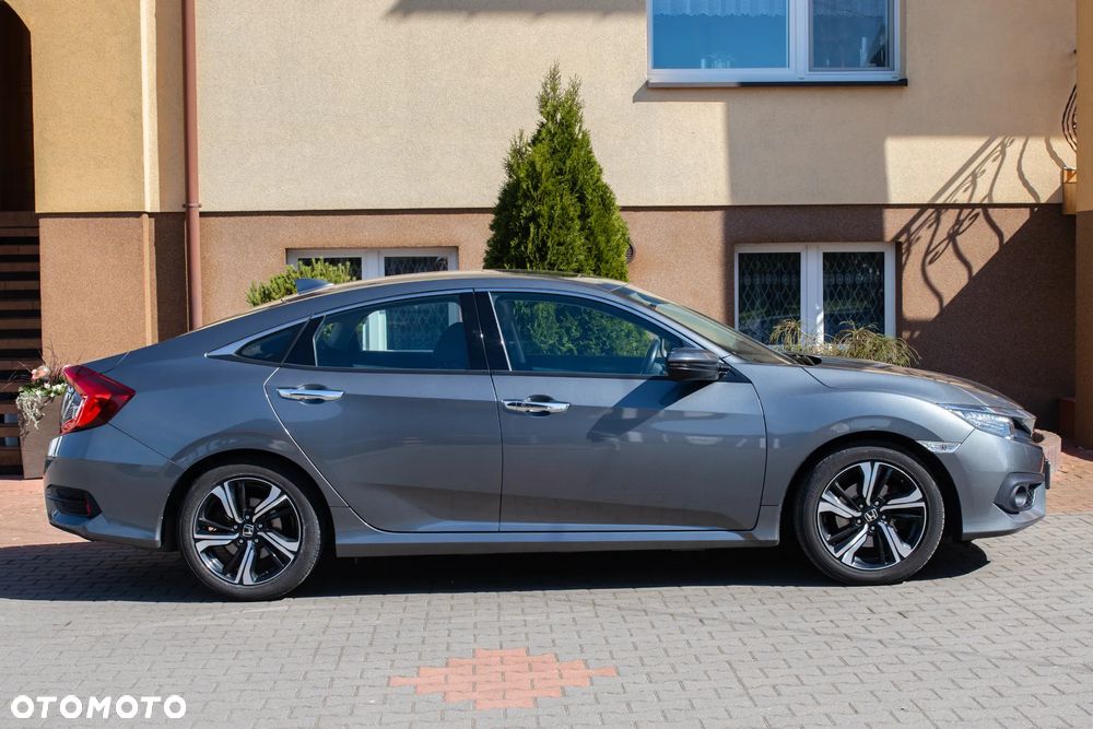 Honda Civic 1.5 T Executive - 13
