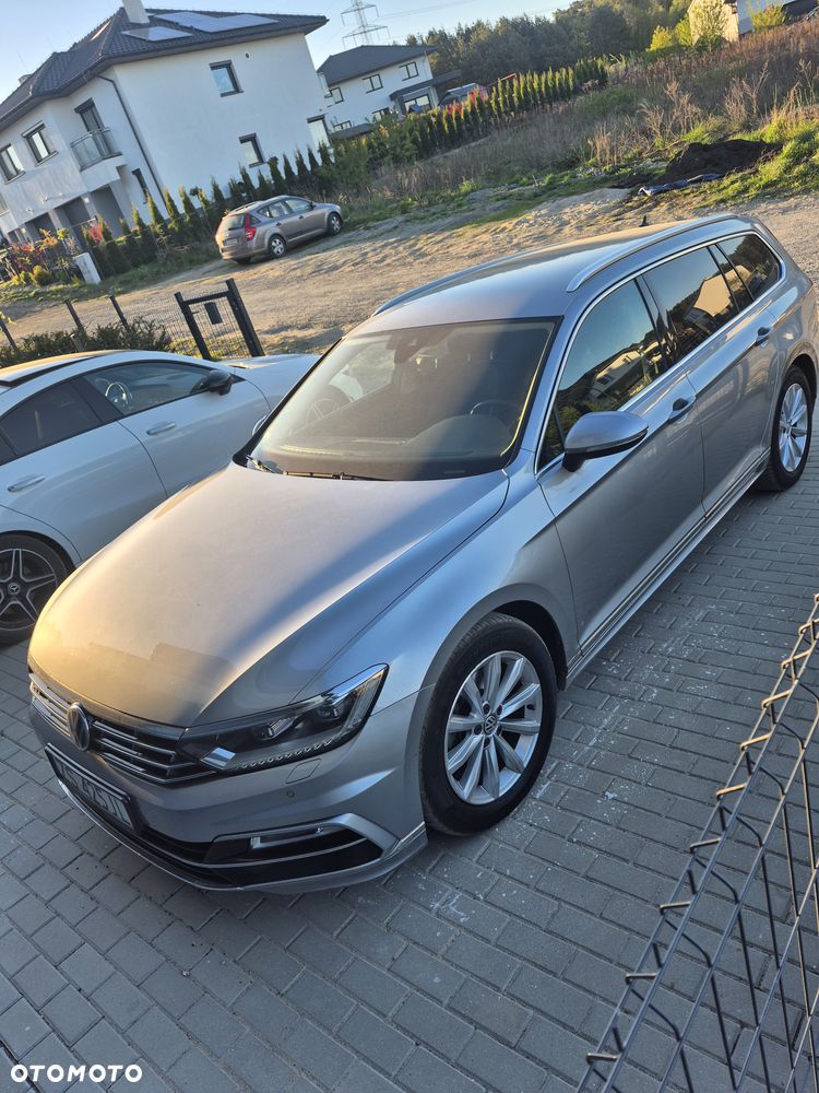 Volkswagen Passat Variant 1.8 TSI BMT Highline DSG - 13