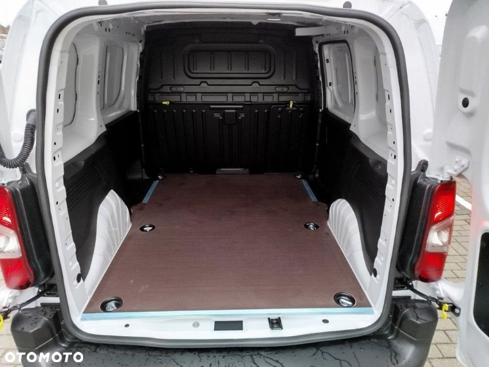 Citroën BERLINGO VAN - 12