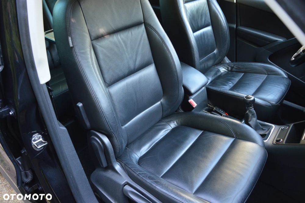 Volkswagen Tiguan - 27