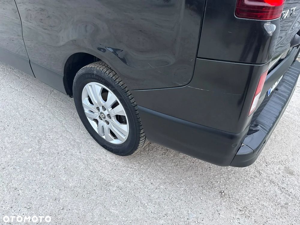Renault Trafic 2.0 dCi EDC - 28