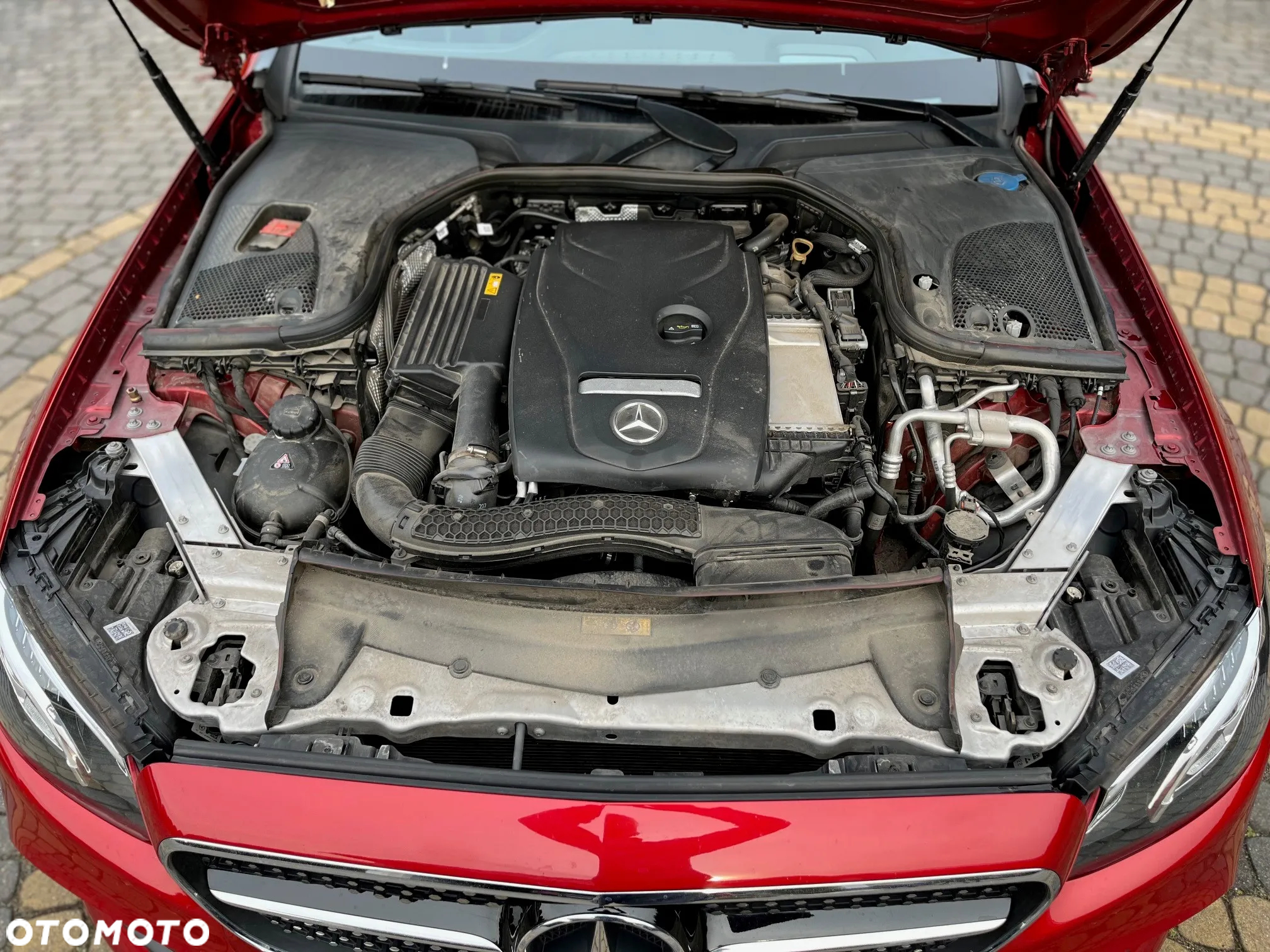 Mercedes-Benz Klasa E 200 Coupe 9G-TRONIC - 12