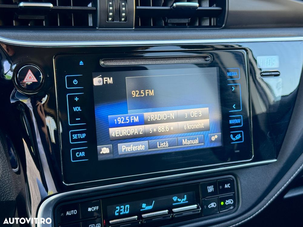 Toyota Auris 1.8 VVT-i Automatik Edition - 29