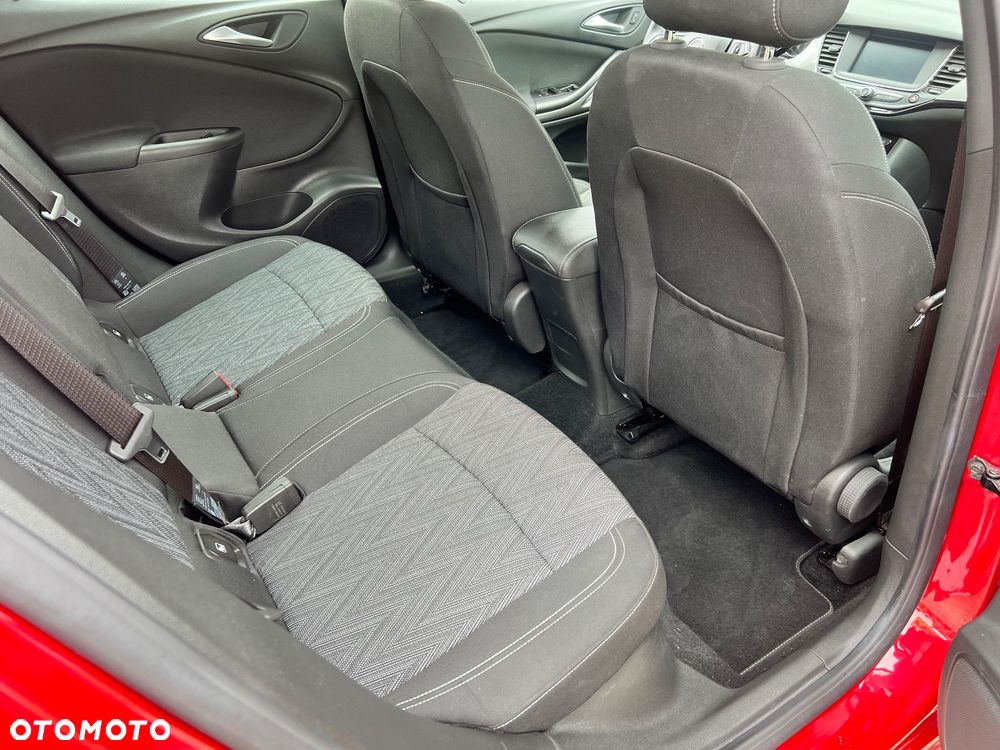 Opel Astra 1.2 Turbo Start/Stop Business Edition - 9