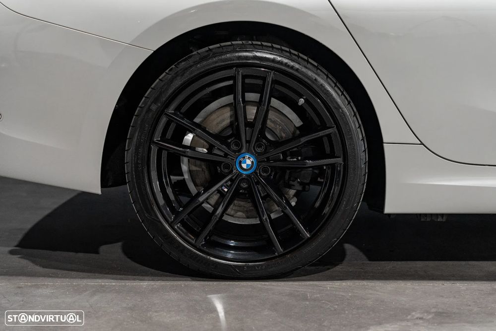BMW 330 e Touring Pack M Auto - 49