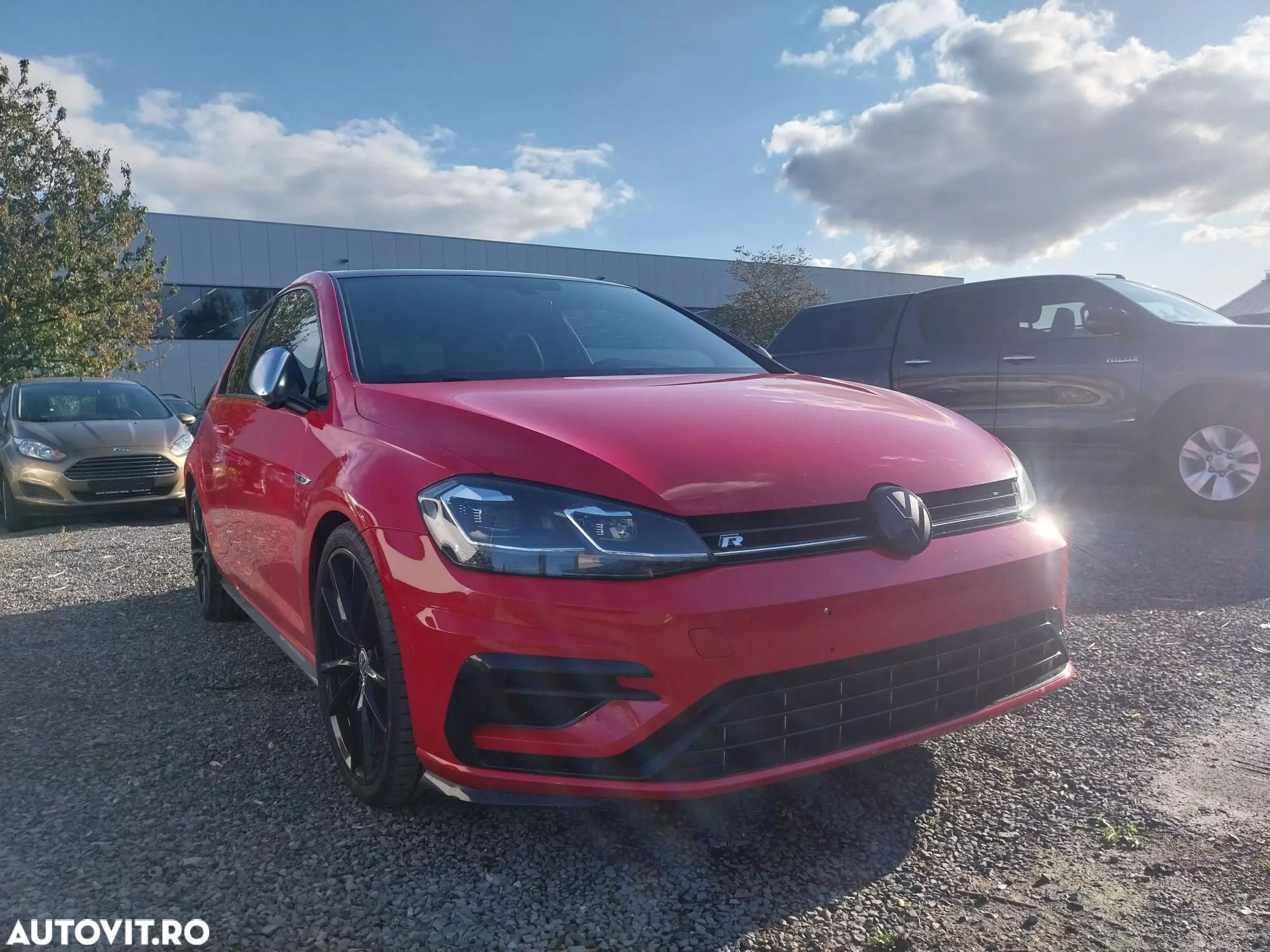 Volkswagen Golf 2.0 TSI DSG 4Motion R - 1