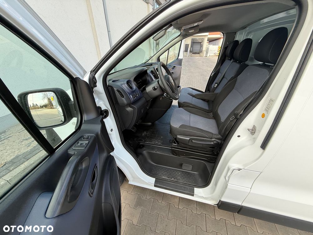 Opel Vivaro Trafic Primastar - 10
