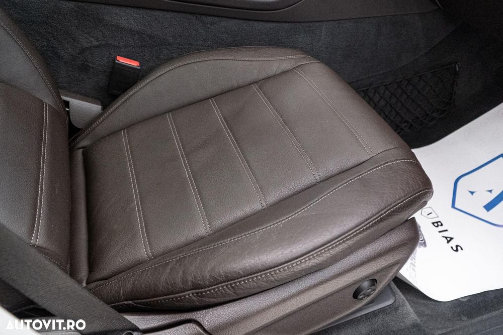 Mercedes-Benz GLE 300 d 4Matic 9G-TRONIC AMG Line - 39