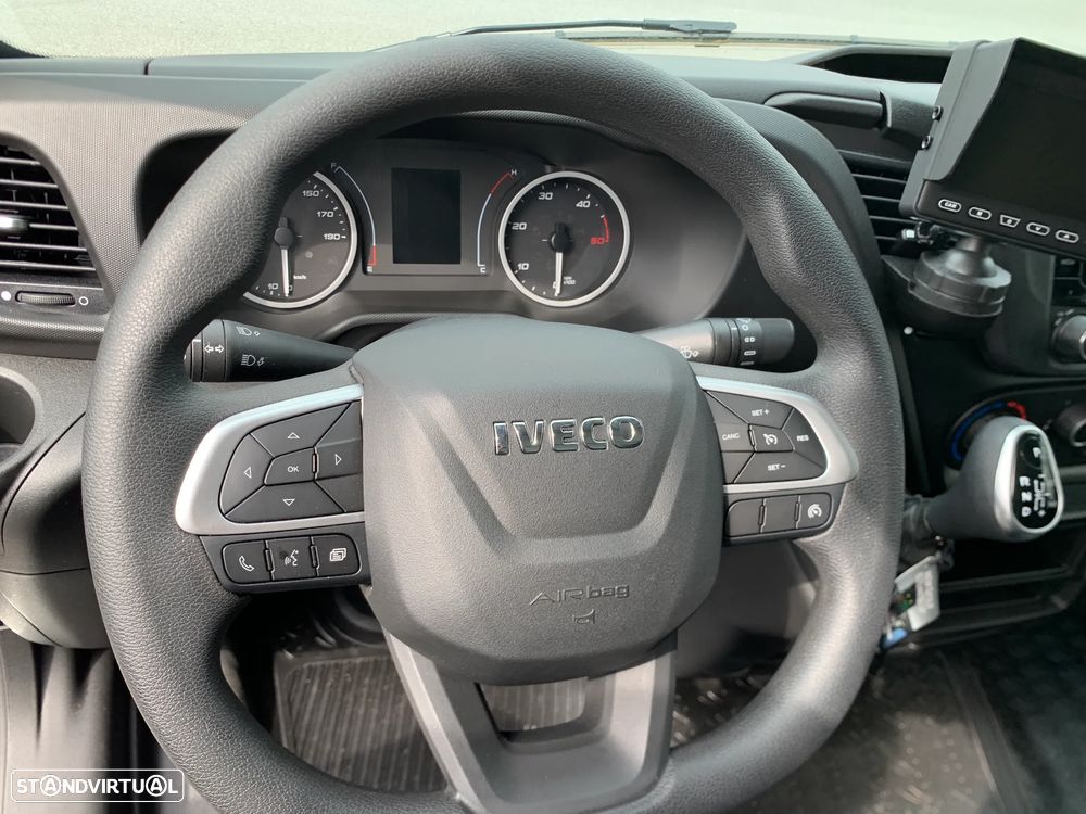 Iveco Daily 35S14H EA8 Carga útil 1.100Kg - 24