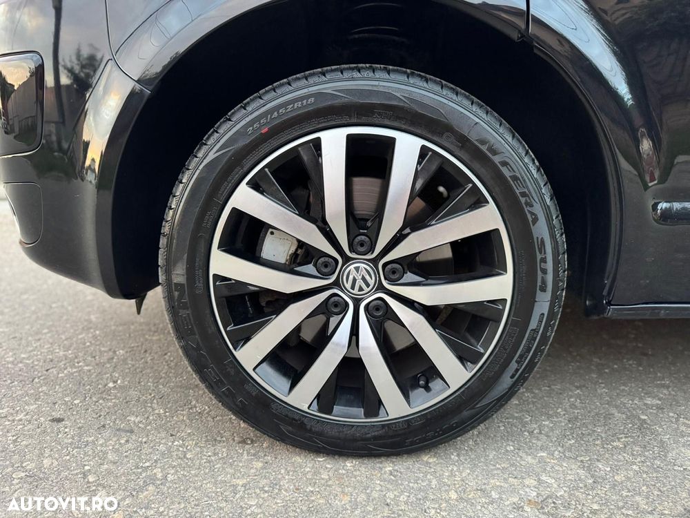 Volkswagen Multivan - 20