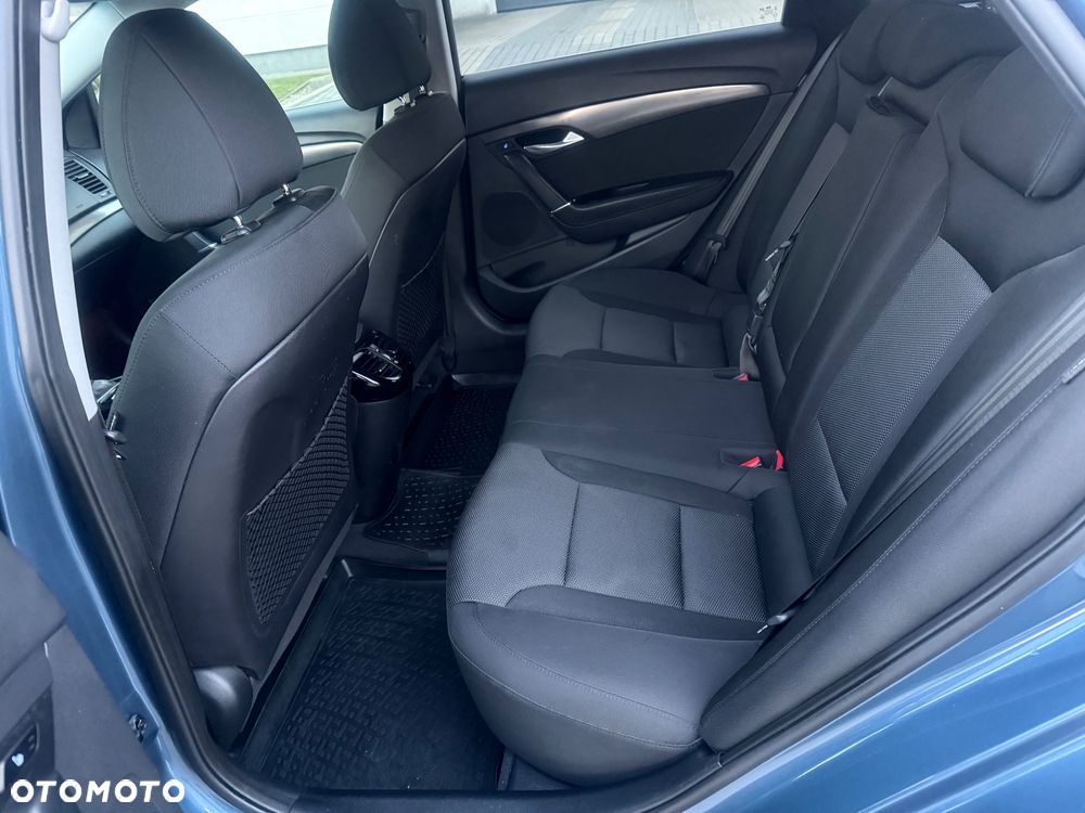 Hyundai i40 Kombi blue 1.7 CRDi DCT Premium - 30