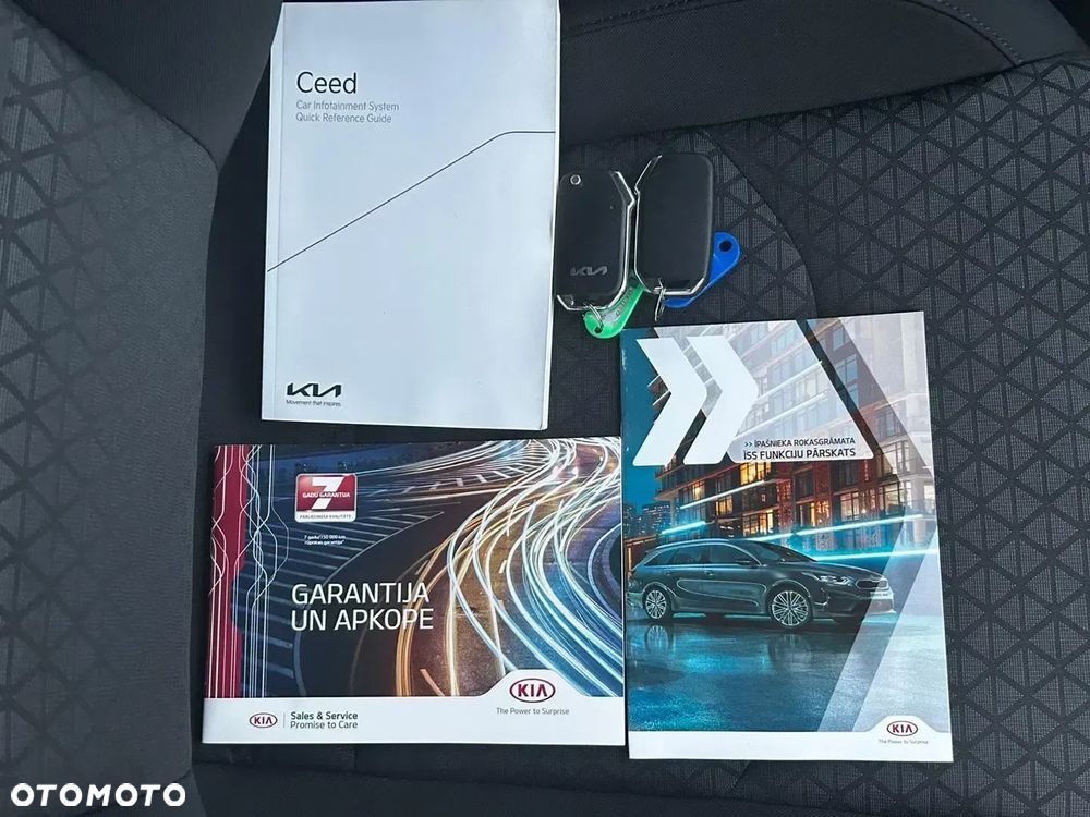 Kia Ceed 1.5 T-GDI OPF Vision - 38