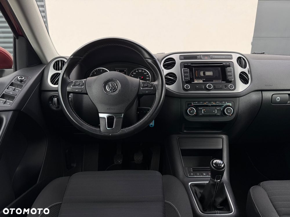 Volkswagen Tiguan 2.0 TDI DPF BlueMotion Technology Exclusive - 9