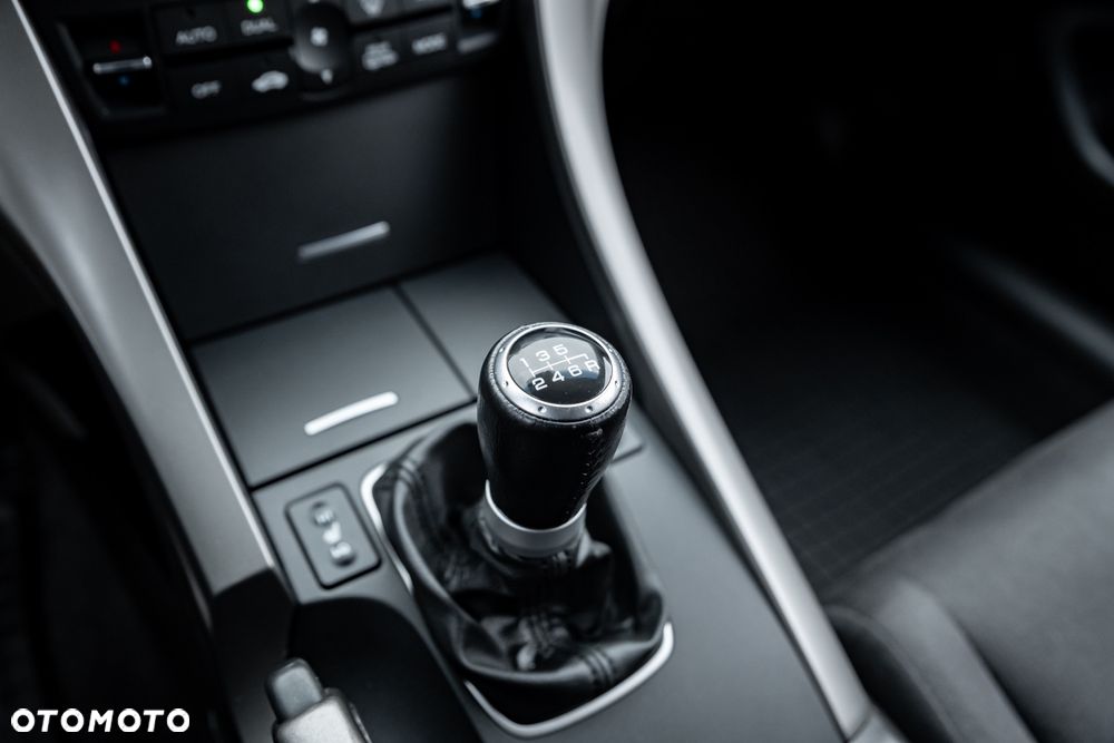 Honda Accord 2.0 S - 35