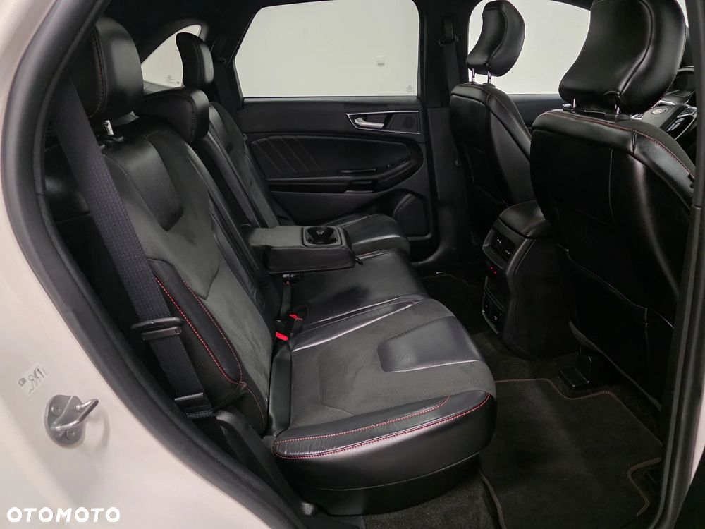 Ford Edge 2.0 EcoBlue Twin-Turbo 4WD ST-Line - 19