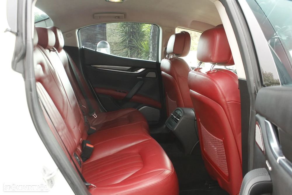 Maserati Ghibli Diesel Auto - 22