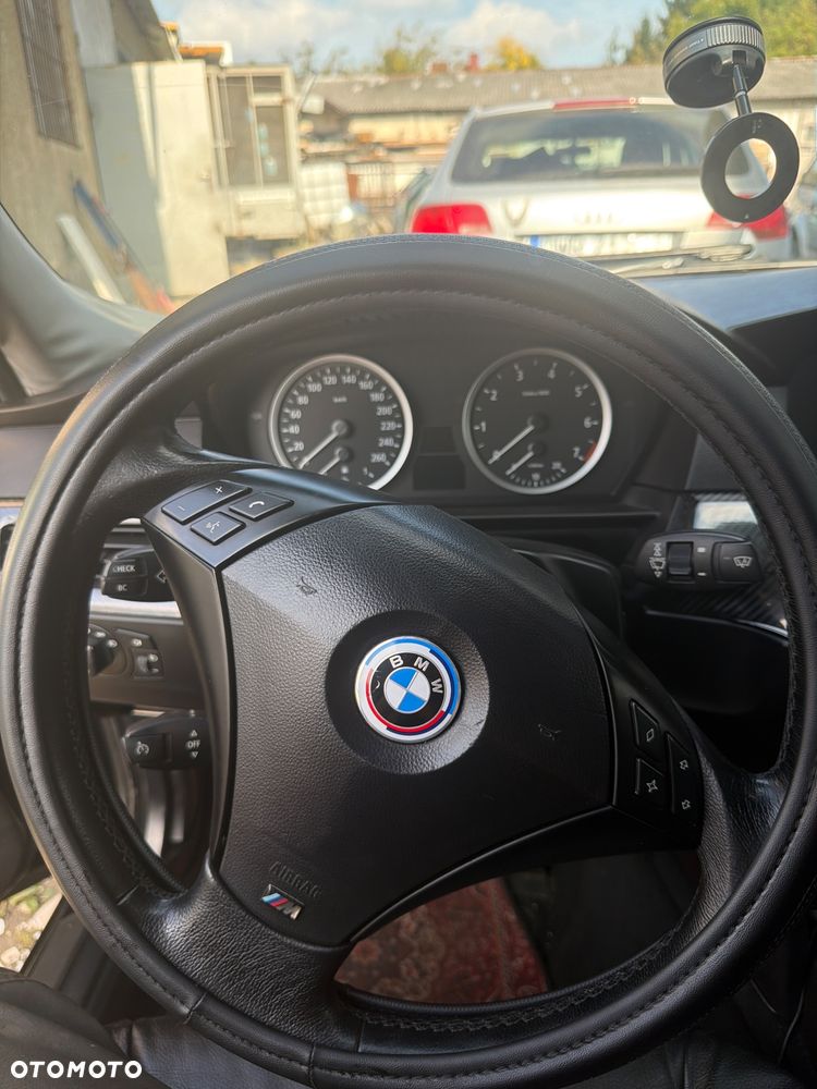 BMW Seria 5 520i - 17
