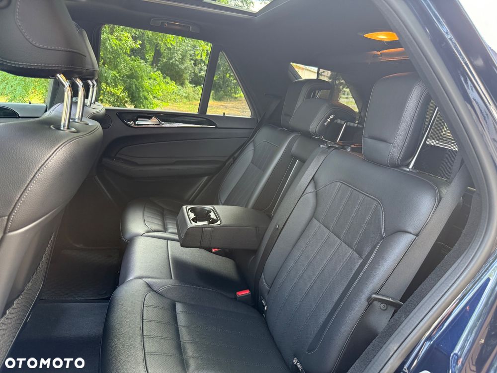 Mercedes-Benz GLE 350 d 4-Matic - 26