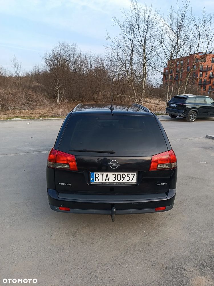 Opel Vectra 1.9 CDTI Cosmo - 4