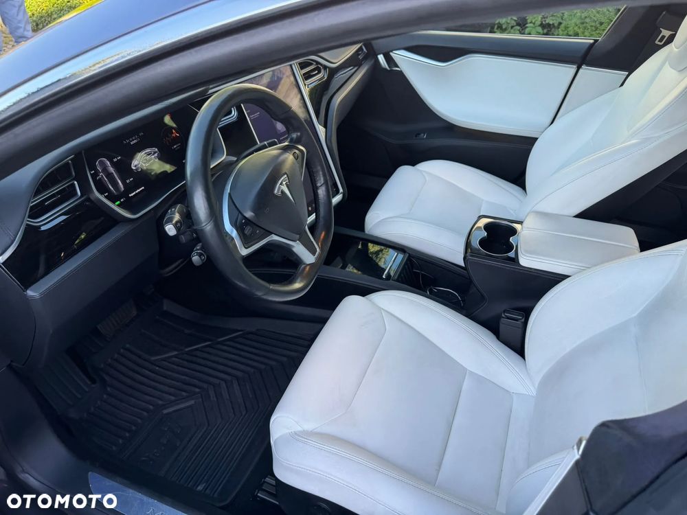 Tesla Model S 100 D Performance - 14