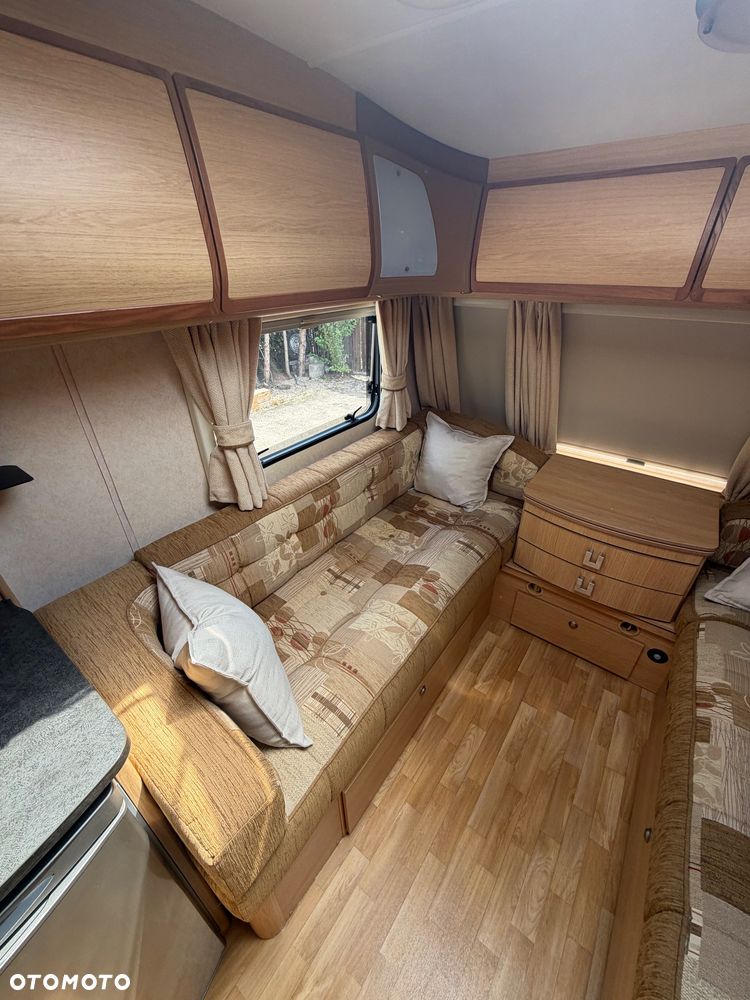 Coachman Amara 380/2 - 19