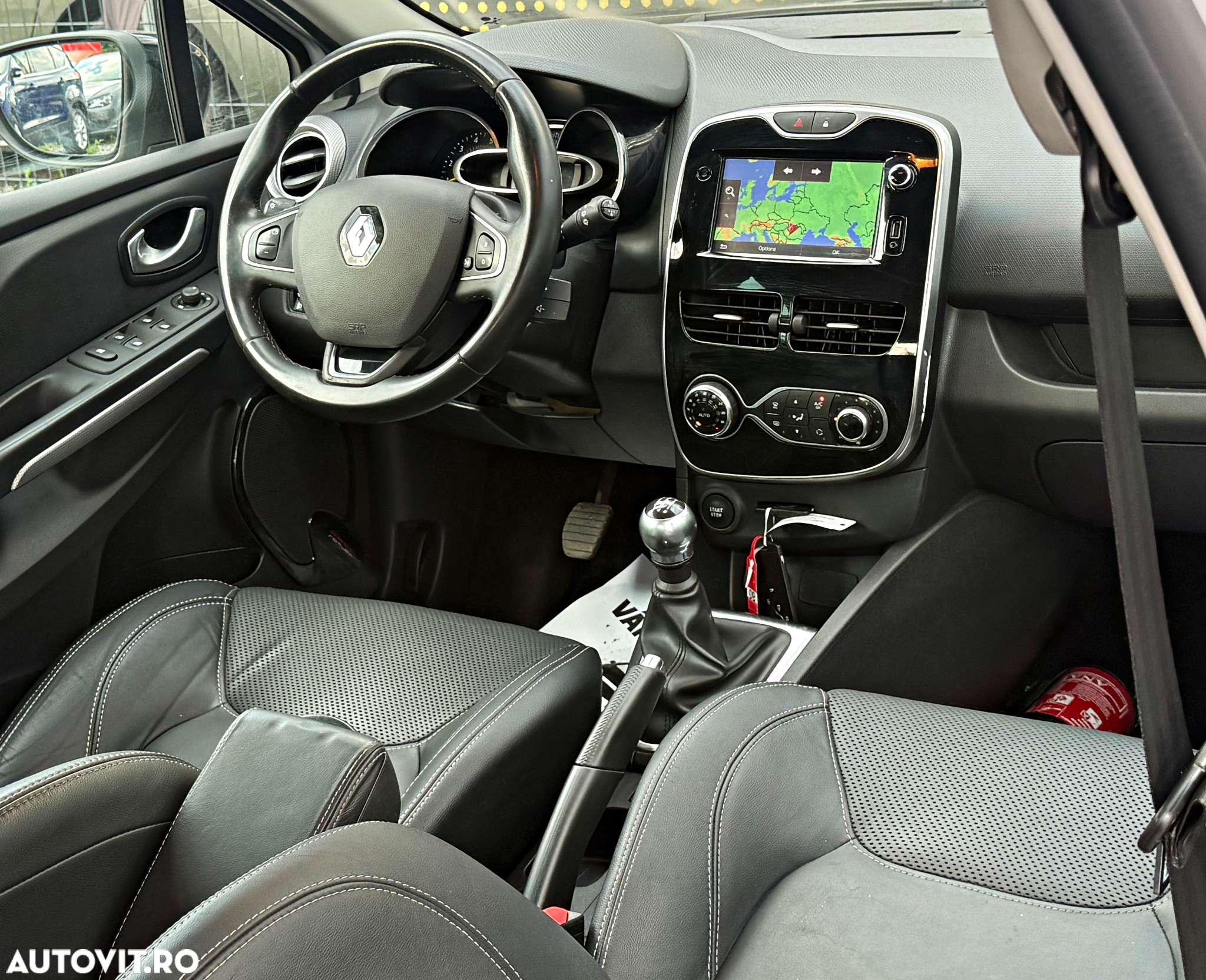 Renault Clio BLUE dCi 100 INTENS - 5