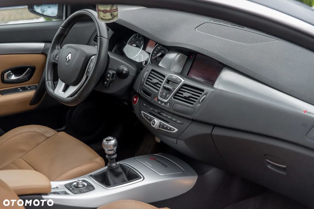 Renault Laguna 2.0 16V Turbo GT - 27