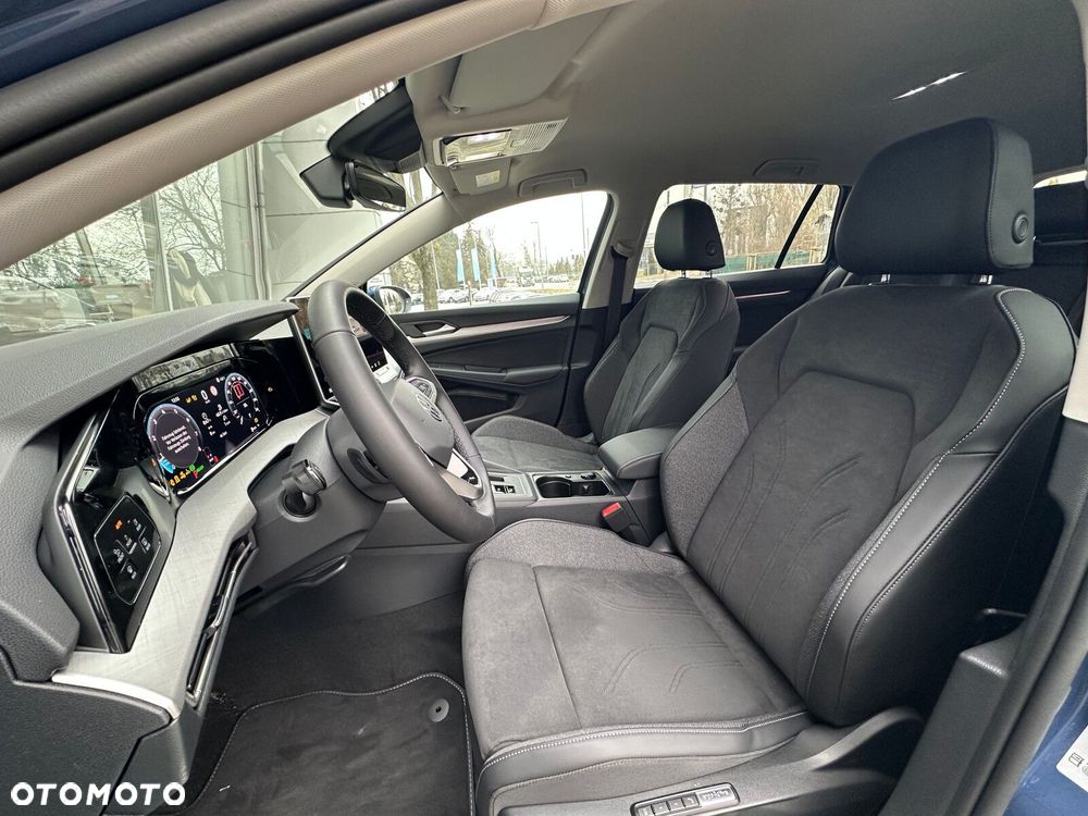 Volkswagen Golf Variant - 13