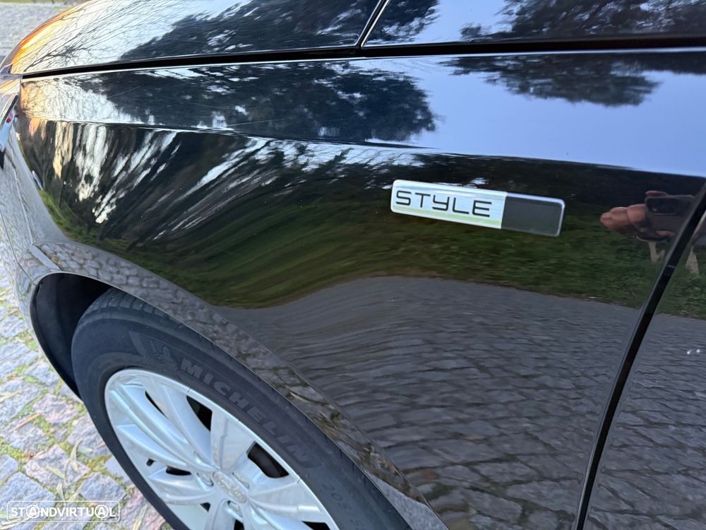 Peugeot 308 SW 1.6 BlueHDi Style - 21