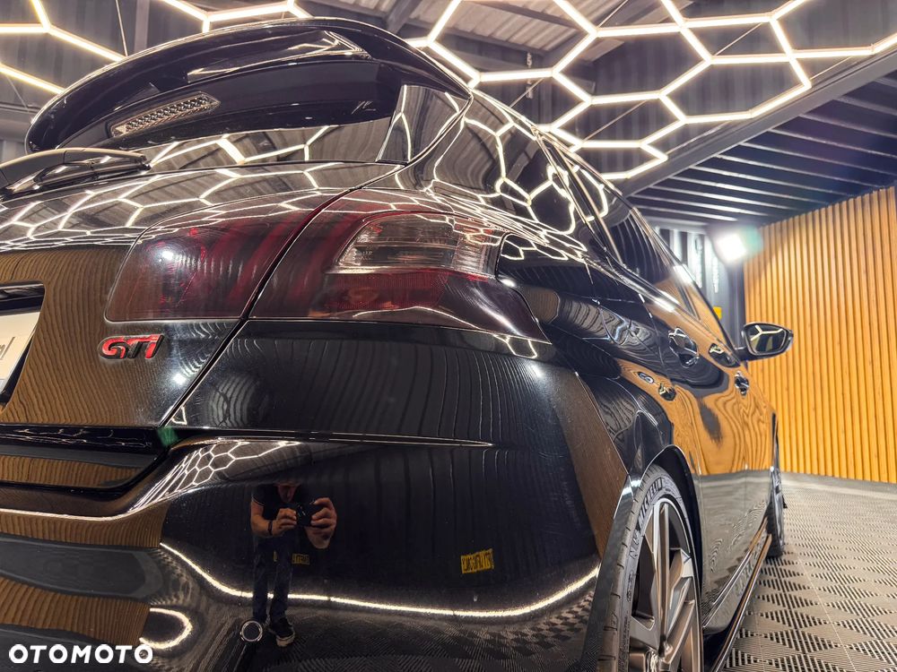 Peugeot 308 1.6 e-THP S&S GTi by Sport - 13