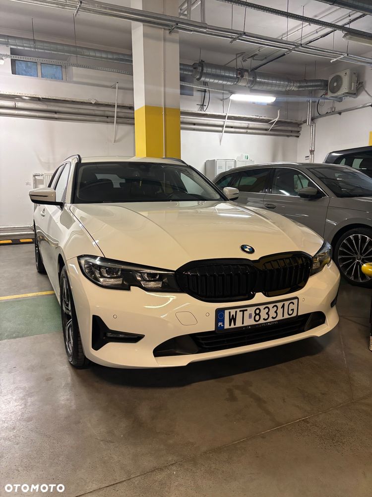 BMW Seria 3 320d xDrive - 2