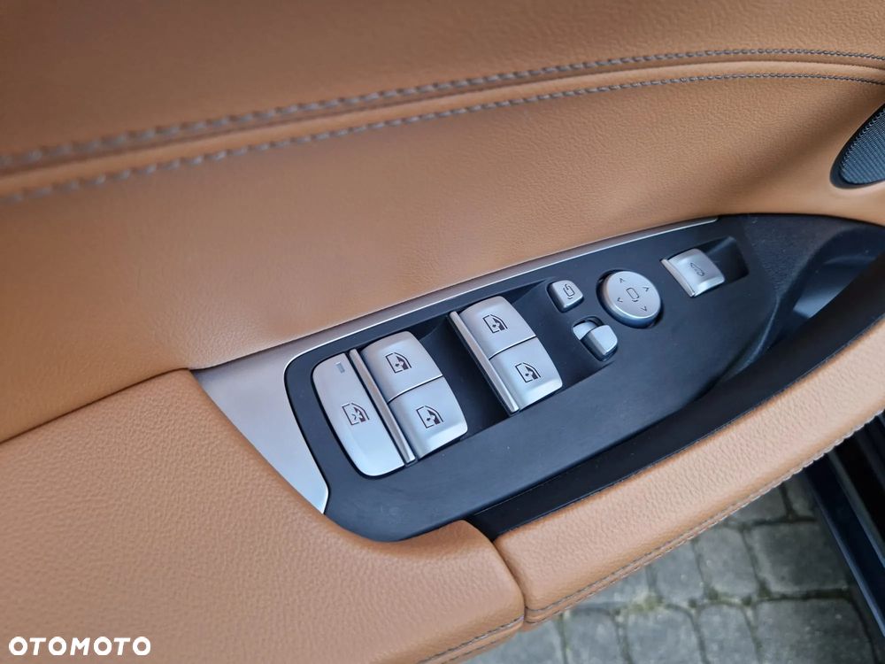 BMW X4 xM40d mHEV - 26