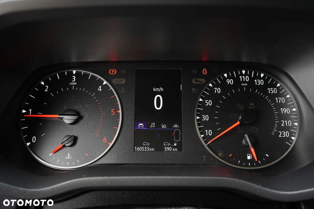 Renault Trafic 2.0 dCi - 12