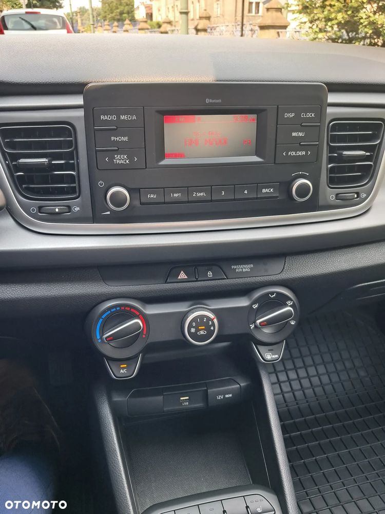 Kia Rio 1.2 M - 13
