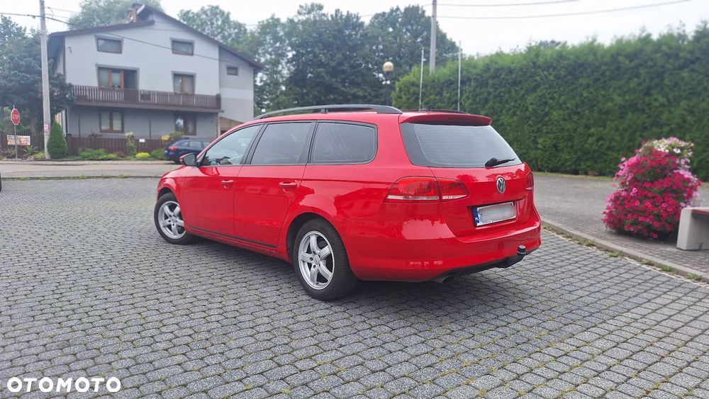 Volkswagen Passat 1.6 TDI Comfortline - 4