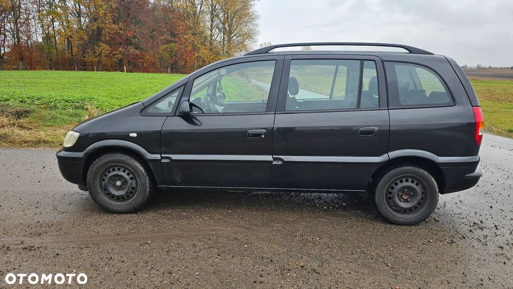 Opel Zafira 1.8 16V Comfort - 9