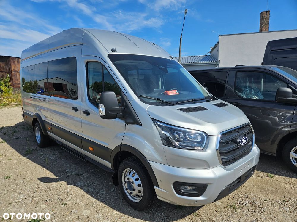 Ford Transit Autobus 18 miejsc - 2