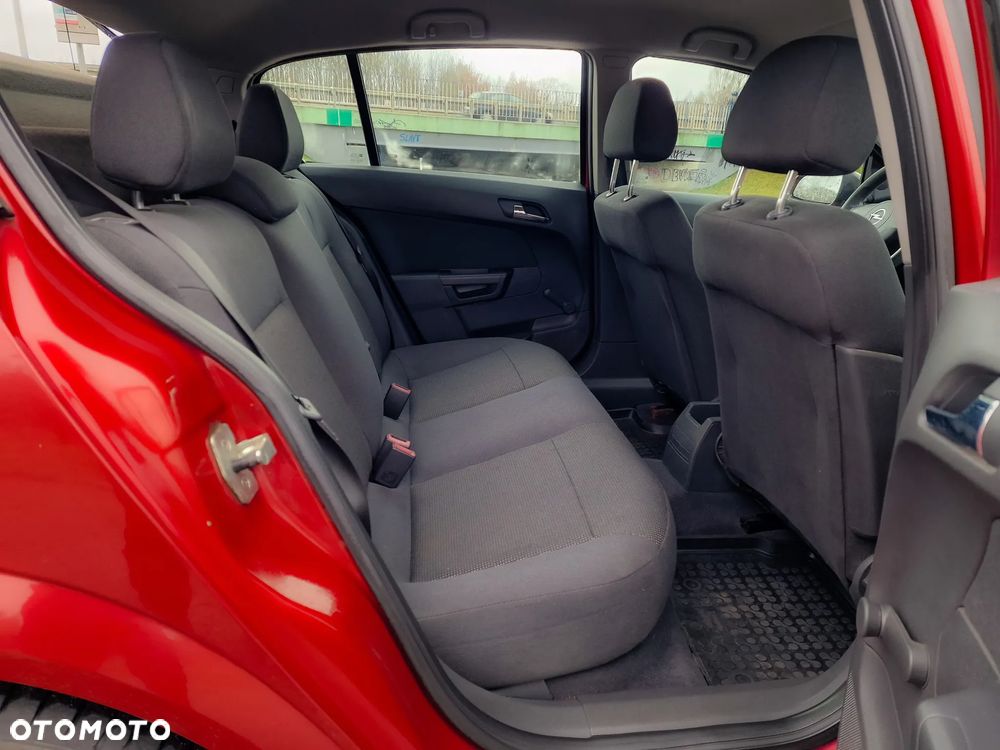 Opel Astra 1.4 Essentia - 3