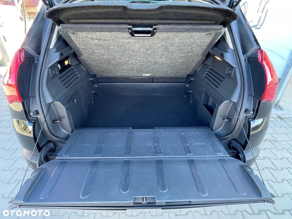 Peugeot 3008 2.0 HDi Allure - 17